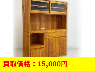 ウニコの食器棚