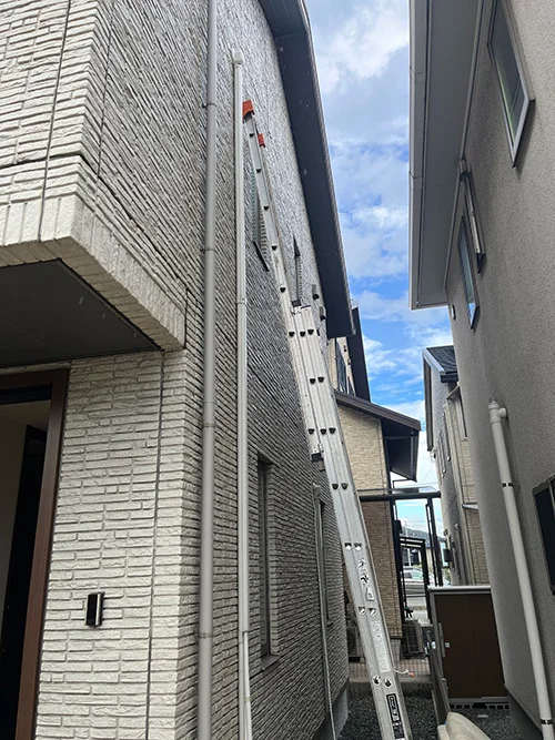 エアコン高所取外し作業